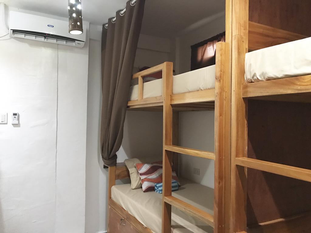 Koko'S Place Diniwid Balabag  エクステリア 写真